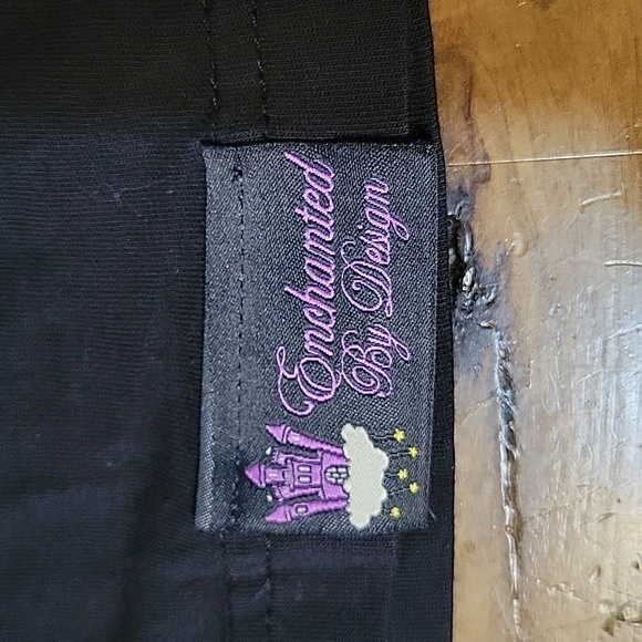 Disney themed 2XL black with white screenprinted Disney names Mickey Mouse ears - Picture 5 of 8